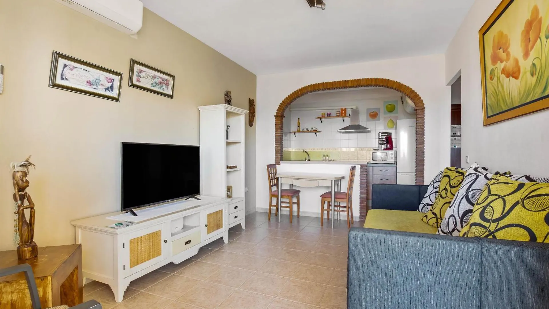 Apartamento Santa Amalia 51 by IVI Real Estate Torremolinos 0*,  España