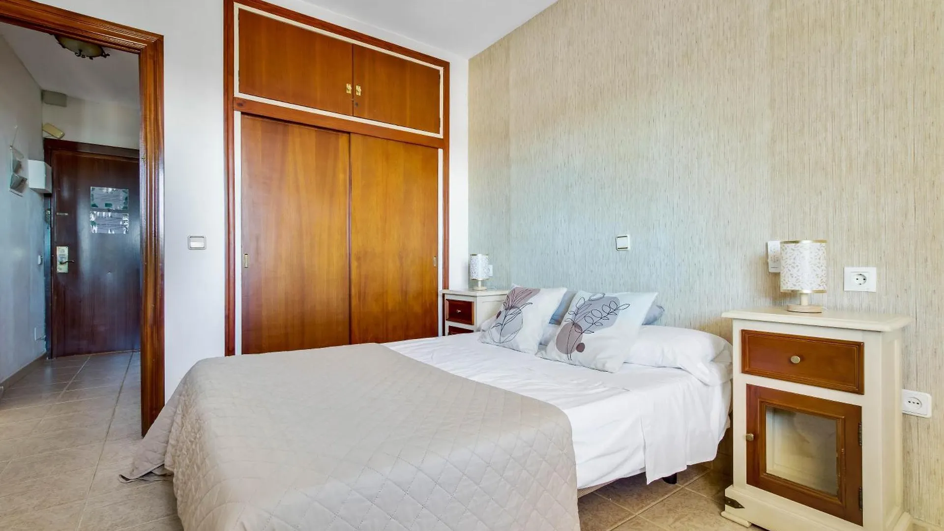 Apartamento Santa Amalia 51 by IVI Real Estate Torremolinos